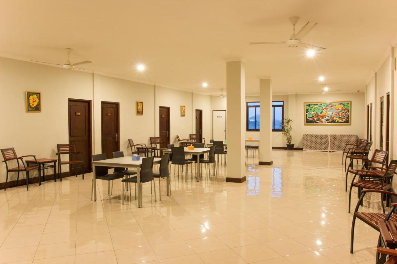 Tasik Jogja Hotel 2*
